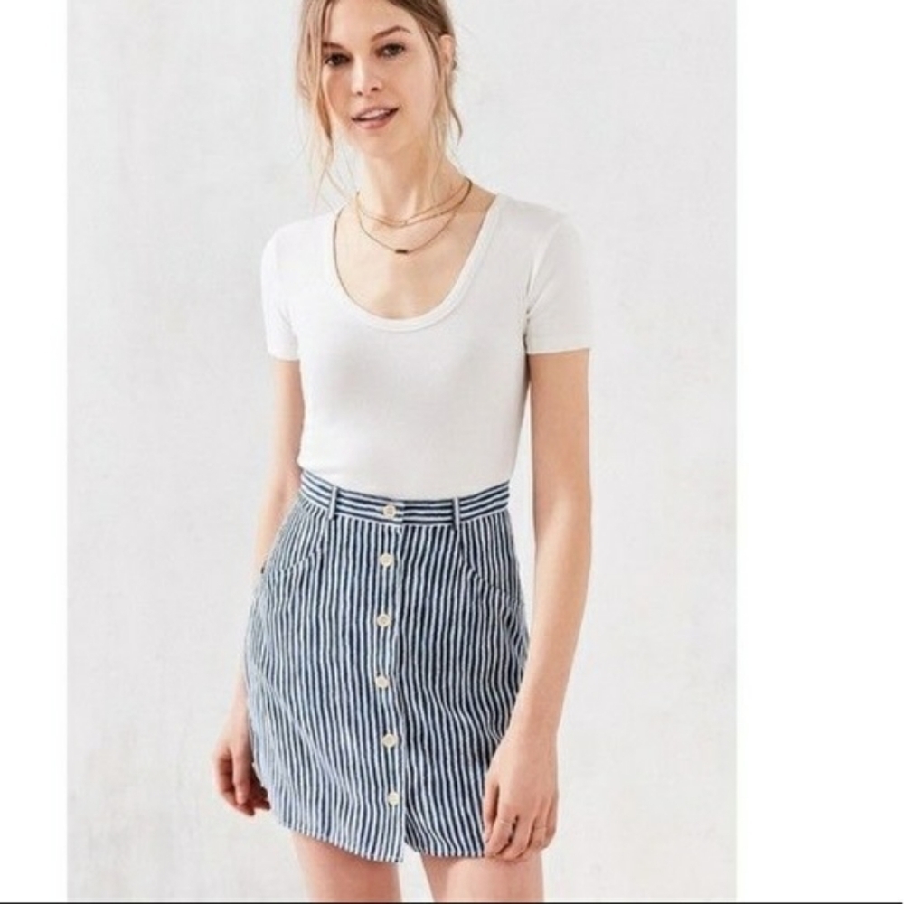 URBAN Outfitters Cooperative Sally Button Skirt, 4